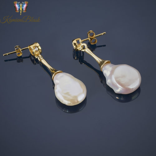 Kolczyki z białą perłą barokową