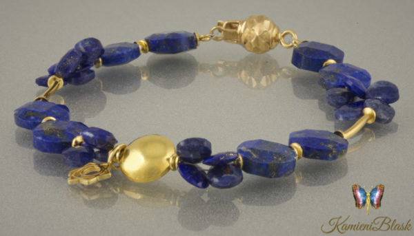 Bransoletka z lapis lazuli w złoconej oprawie
