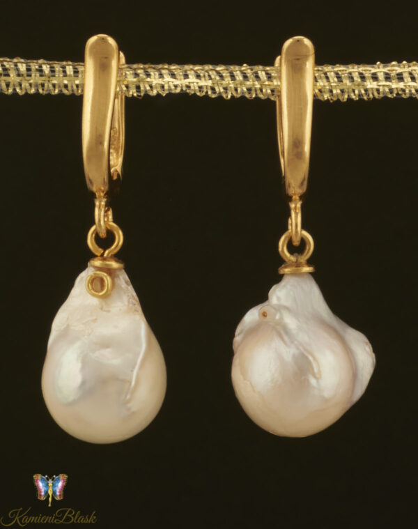 Kolczyki z naturalnych białych pereł barokowych