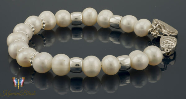 Bransoletka z białych pereł naturalnych w srebrnej oprawie