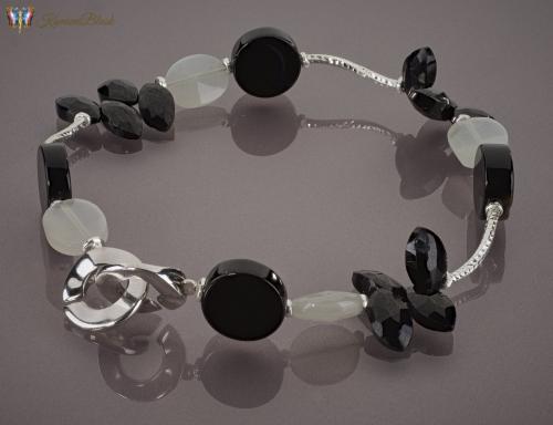 Onyks, kamień księżycowy i spinel 